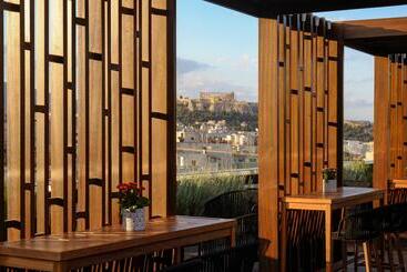 هتل Wyndham Grand Athens