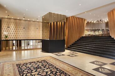 هتل Wyndham Grand Athens