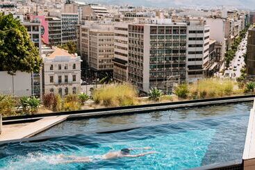La Mirage Hotel