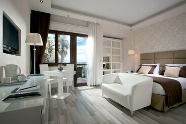 Nastro Azzurro Resort