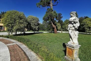 Park Hotel Villa Vicini