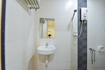 Avatarr Hotel By Oyo Rooms