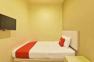 Avatarr Hotel By Oyo Rooms