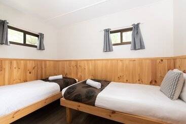 هتل Adelaide Caravan Park Aspen Holiday Parks