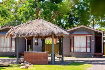 هتل Adelaide Caravan Park   Aspen Holiday Parks
