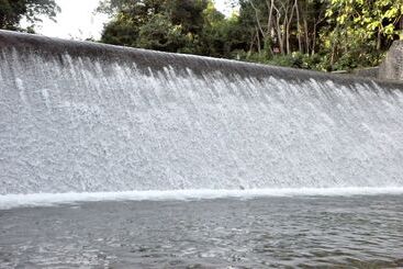 هتل Hau Eco Lodges Citumang Pangandaran