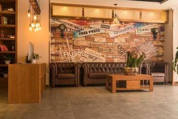 هتل James Joyce Coffetel Langfang Gu'an Airport Xincheng