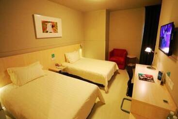 هتل Jinjiang Inn Kaifeng Longting Scenic Spot