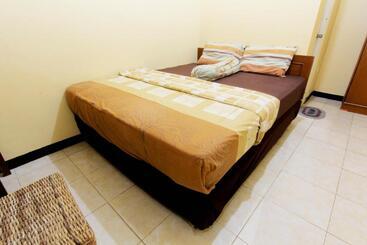 בית מלון כפרי Jj House Gejayan