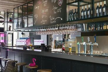酒店 Moxy Amsterdam Schiphol Airport