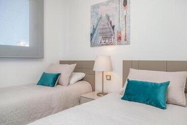 Beautiful Apartment In Los Arenales Del Sol - Arenales del Sol