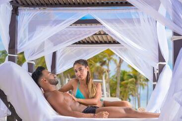 Desire Riviera Maya Pearl Resort All Inclusive   Couples Only