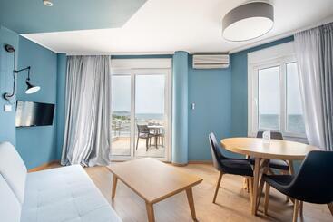 Heliotrope Hotels