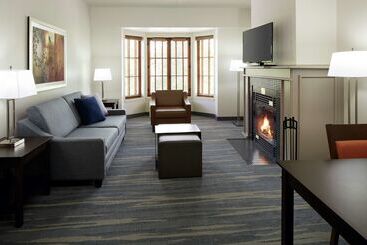 Homewood Suites By Hilton Monttremblant Resort