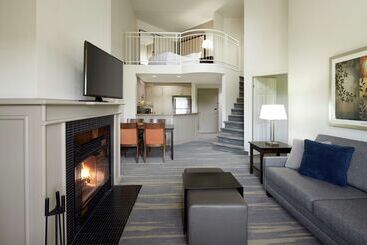 Homewood Suites By Hilton Monttremblant Resort