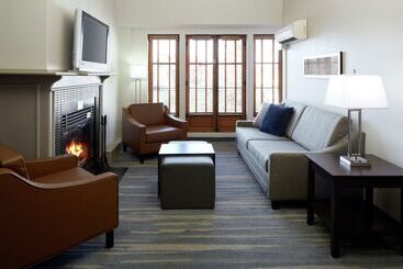 Homewood Suites By Hilton Monttremblant Resort