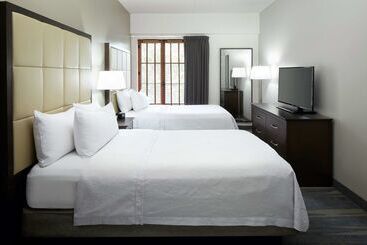 Homewood Suites By Hilton Monttremblant Resort