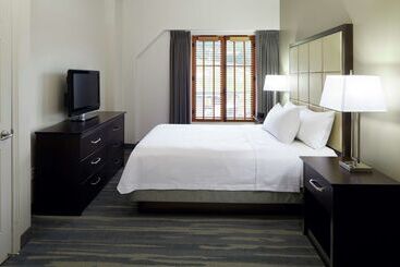 Homewood Suites By Hilton Monttremblant Resort