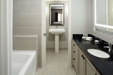 Homewood Suites By Hilton Monttremblant Resort