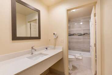 هتل Americas Best Value Inn & Suites Anaheim