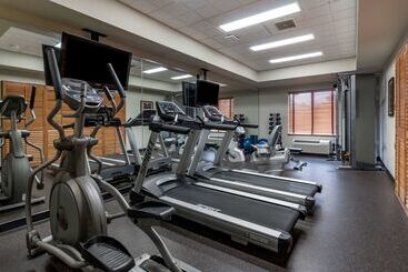 هتل Best Western Plus Pembina Inn & Suites