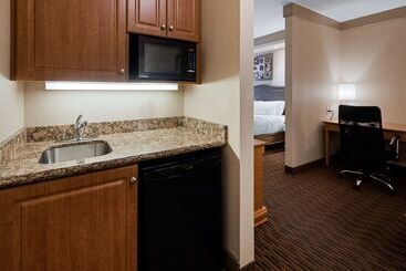 هتل Waterloo Suites