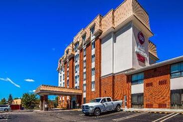 هتل Waterloo Suites