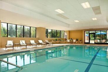 Hotel Boston Marriott Burlington