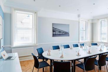 هتل Bournemouth Highcliff Marriott