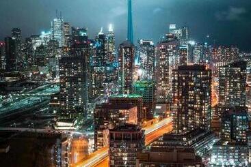 בית מלון כפרי Cambridge Suites Mississauga