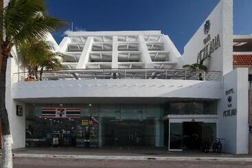 هتل Casa Mexicana Cozumel