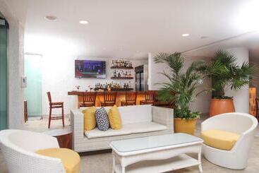 هتل Casa Mexicana Cozumel