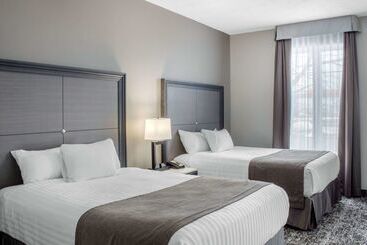هتل Chateau Moncton Trademark Collection By Wyndham