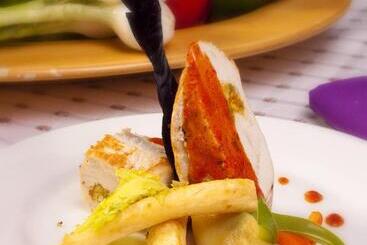 هتل Crowne Plaza Torreon, An Ihg