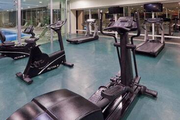 هتل Crowne Plaza Torreon, An Ihg
