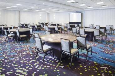 هتل Dallas Marriott Suites Medical/market Center