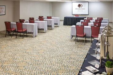 Doubletree By Hilton Hotel Wilmington