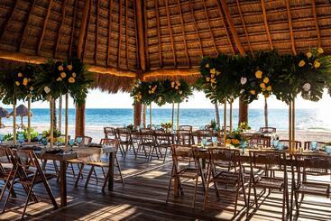 هتل Excellence Riviera Cancun All Inclusive - Adults Only