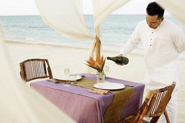 هتل Excellence Riviera Cancun All Inclusive - Adults Only