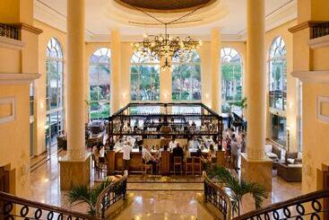 هتل Excellence Riviera Cancun All Inclusive - Adults Only