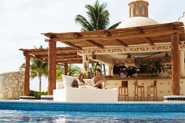 هتل Excellence Riviera Cancun All Inclusive - Adults Only