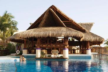 هتل Excellence Riviera Cancun All Inclusive - Adults Only
