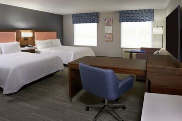 هتل Hampton Inn & Suites By Hilton Montreal Dorval