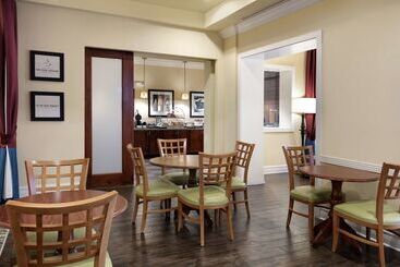 هتل Hampton Inn By Hilton West Palm Beach Central Airport