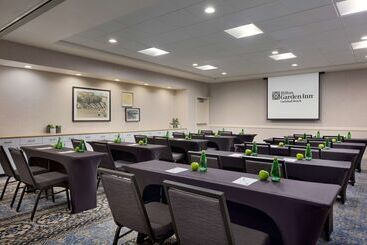 هتل Hilton Garden Inn Carlsbad Beach