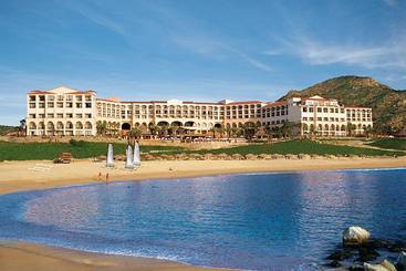 هتل Hilton Los Cabos