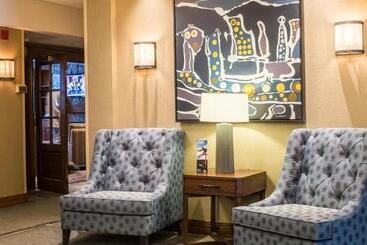 酒店 Holiday Inn Express & Suites Tremblant, An Ihg
