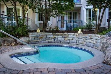酒店 Holiday Inn Express & Suites Tremblant, An Ihg