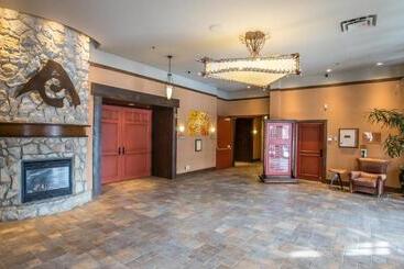 酒店 Holiday Inn Express & Suites Tremblant, An Ihg