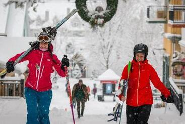 酒店 Holiday Inn Express & Suites Tremblant, An Ihg